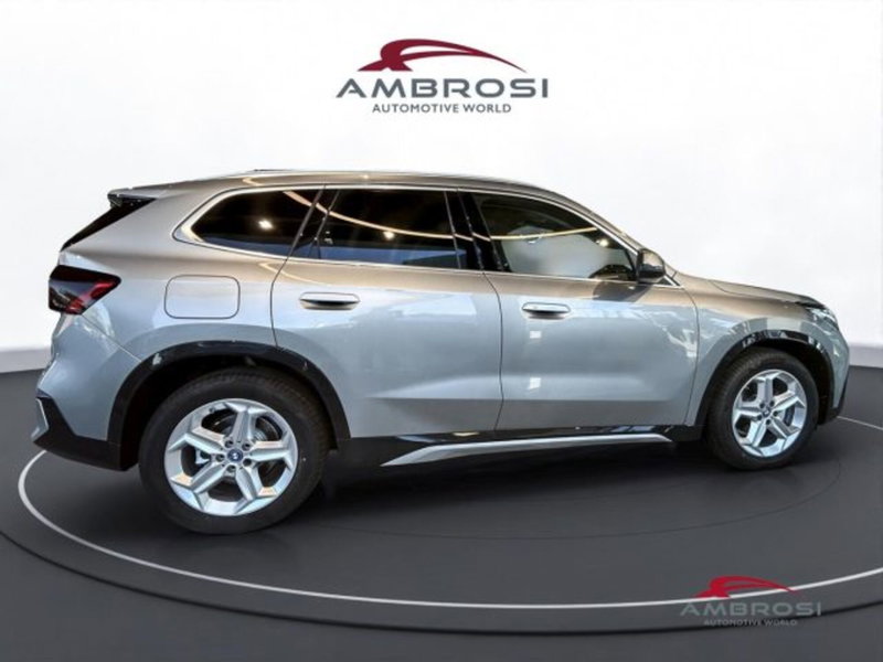 BMW iX1 nuova a Perugia (5)