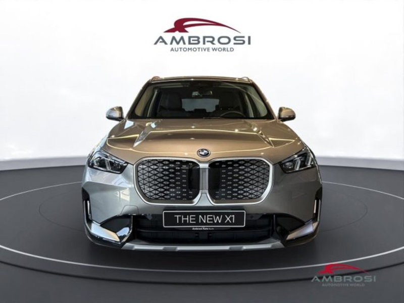 BMW iX1 nuova a Perugia (7)