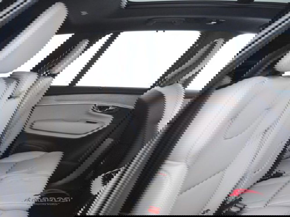 Volvo XC90 nuova a Perugia (13)