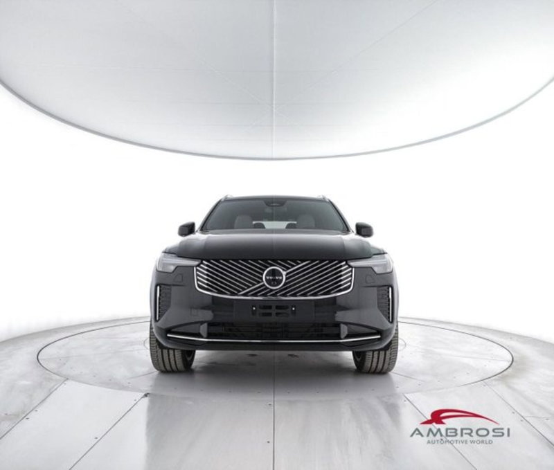 Volvo XC90 nuova a Perugia (5)