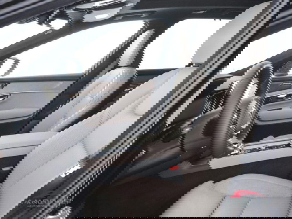 Volvo XC90 nuova a Perugia (9)