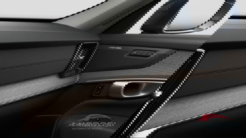 Volvo XC90 nuova a Perugia (14)