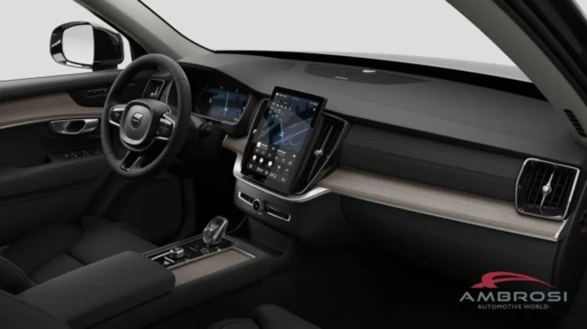Volvo XC90 nuova a Perugia (10)