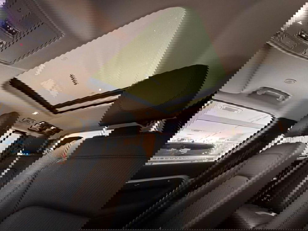 Land Rover Defender usata a Varese (14)