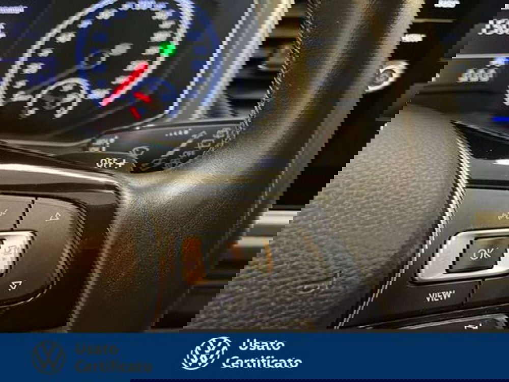 Volkswagen T-Roc usata a Vicenza (13)