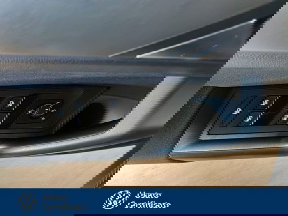 Volkswagen T-Roc usata a Vicenza (15)