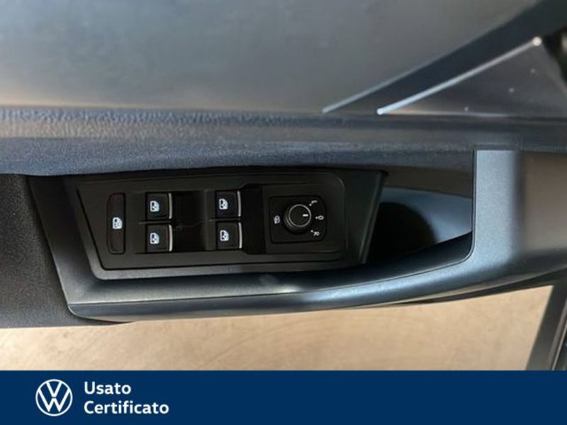 Volkswagen T-Roc usata a Vicenza (15)