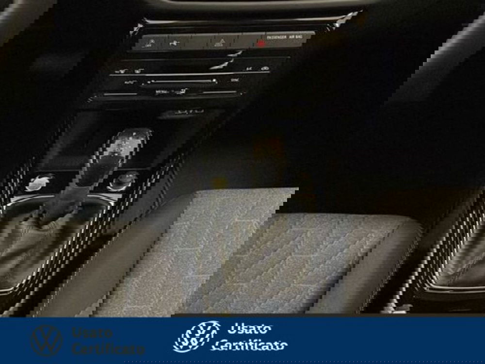 Volkswagen T-Cross nuova a Vicenza (11)