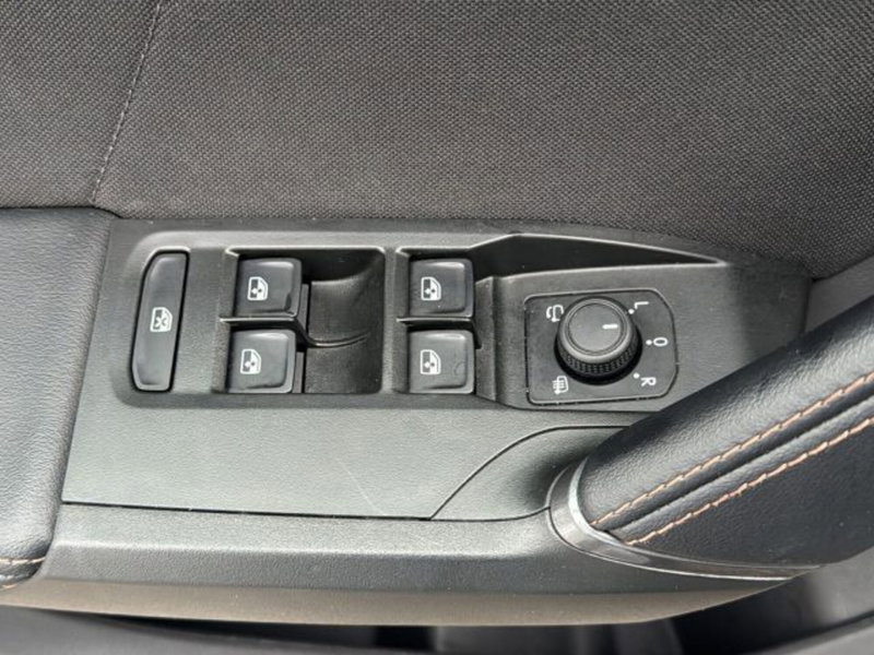 Cupra Leon usata a Vicenza (12)