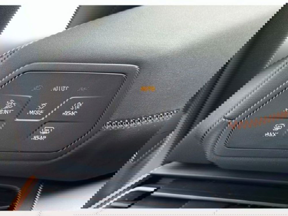 Cupra Born usata a Vicenza (13)