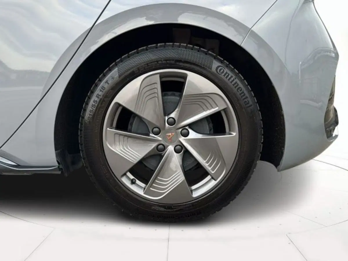 Cupra Born usata a Vicenza (7)