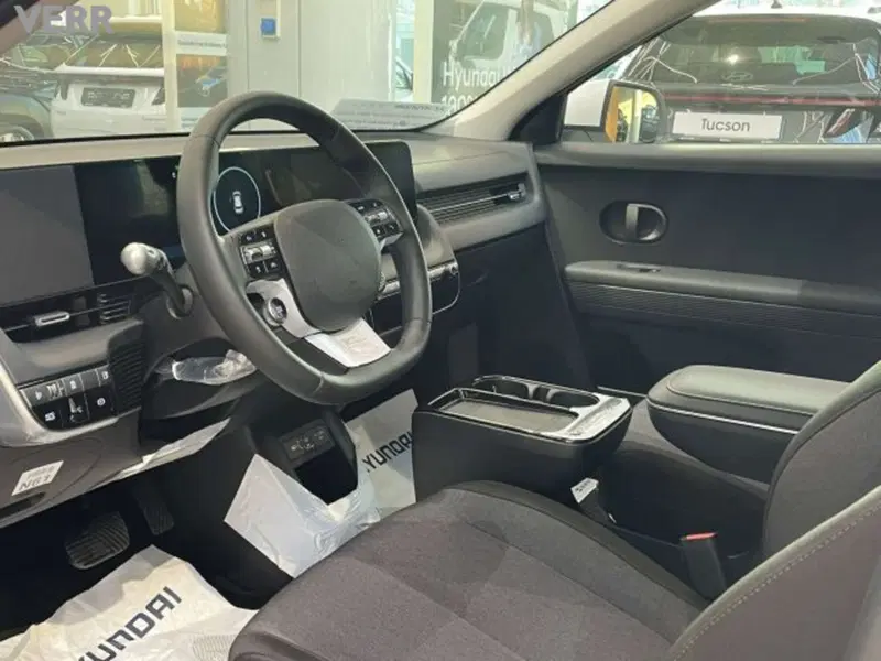 Hyundai Ioniq 5 nuova a Milano (14)