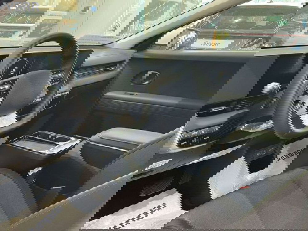 Hyundai Ioniq 5 nuova a Milano (14)