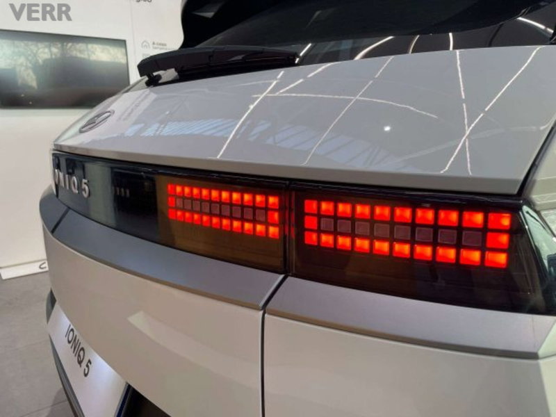 Hyundai Ioniq 5 nuova a Milano (8)