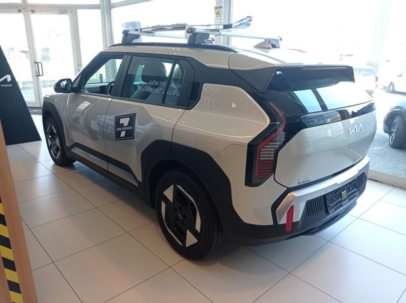 Kia EV3 nuova a Piacenza (4)