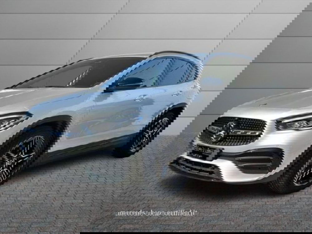 Mercedes-Benz GLA SUV usata a Avellino