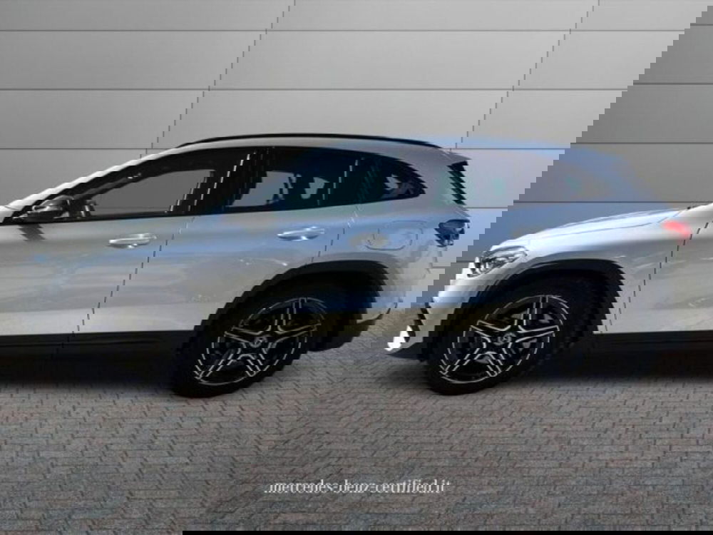 Mercedes-Benz GLA SUV usata a Avellino (6)