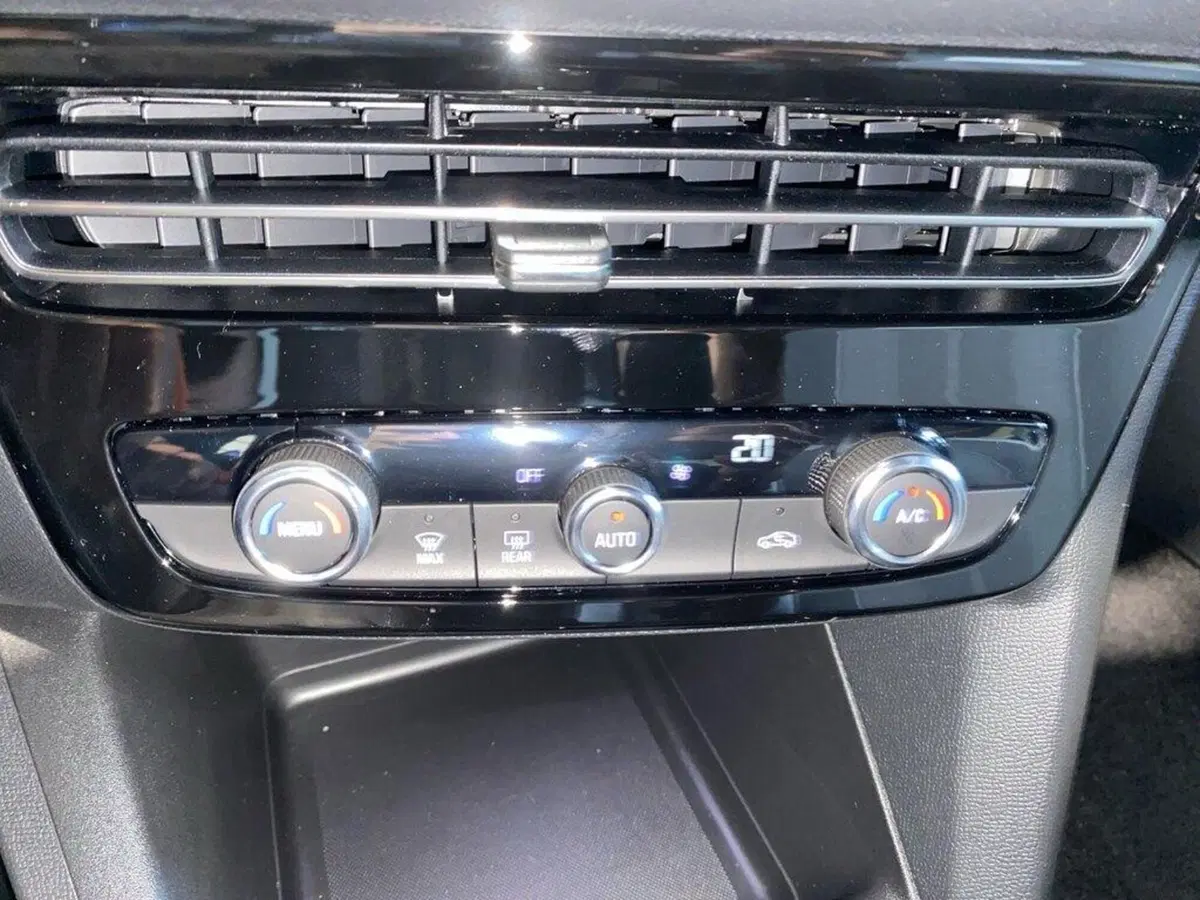 Opel Mokka nuova a Torino (11)