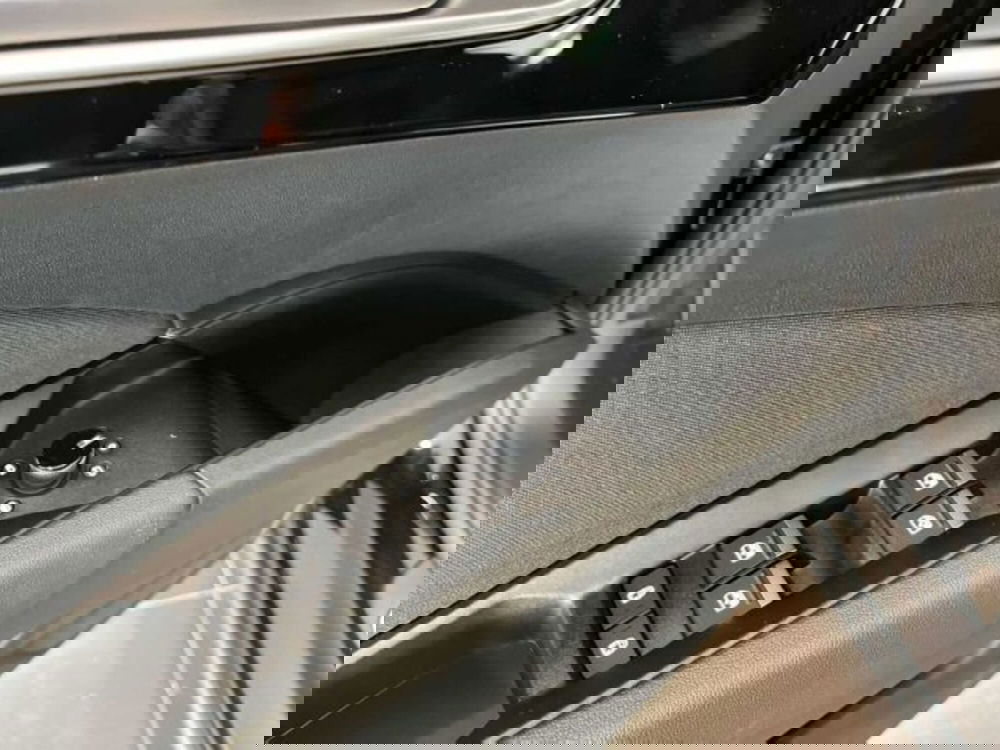 Audi Q4 Sportback nuova a Bologna (17)