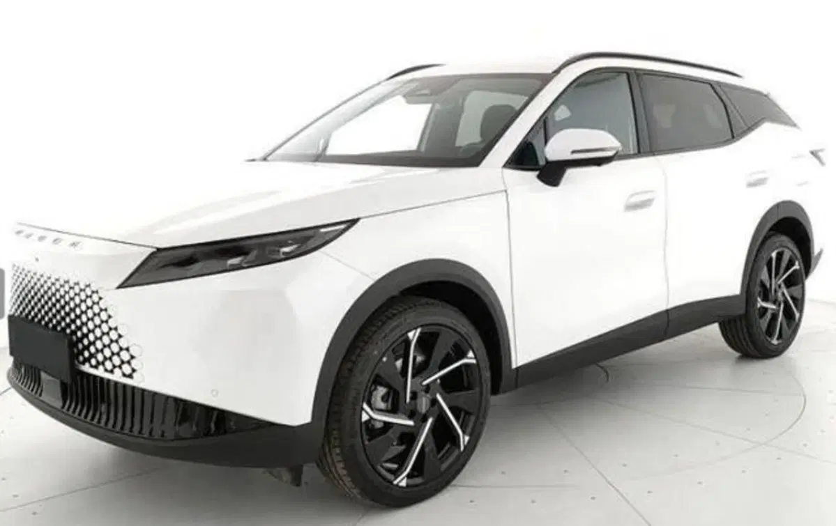Omoda Omoda 7 SHS-P nuova a Bologna (2)