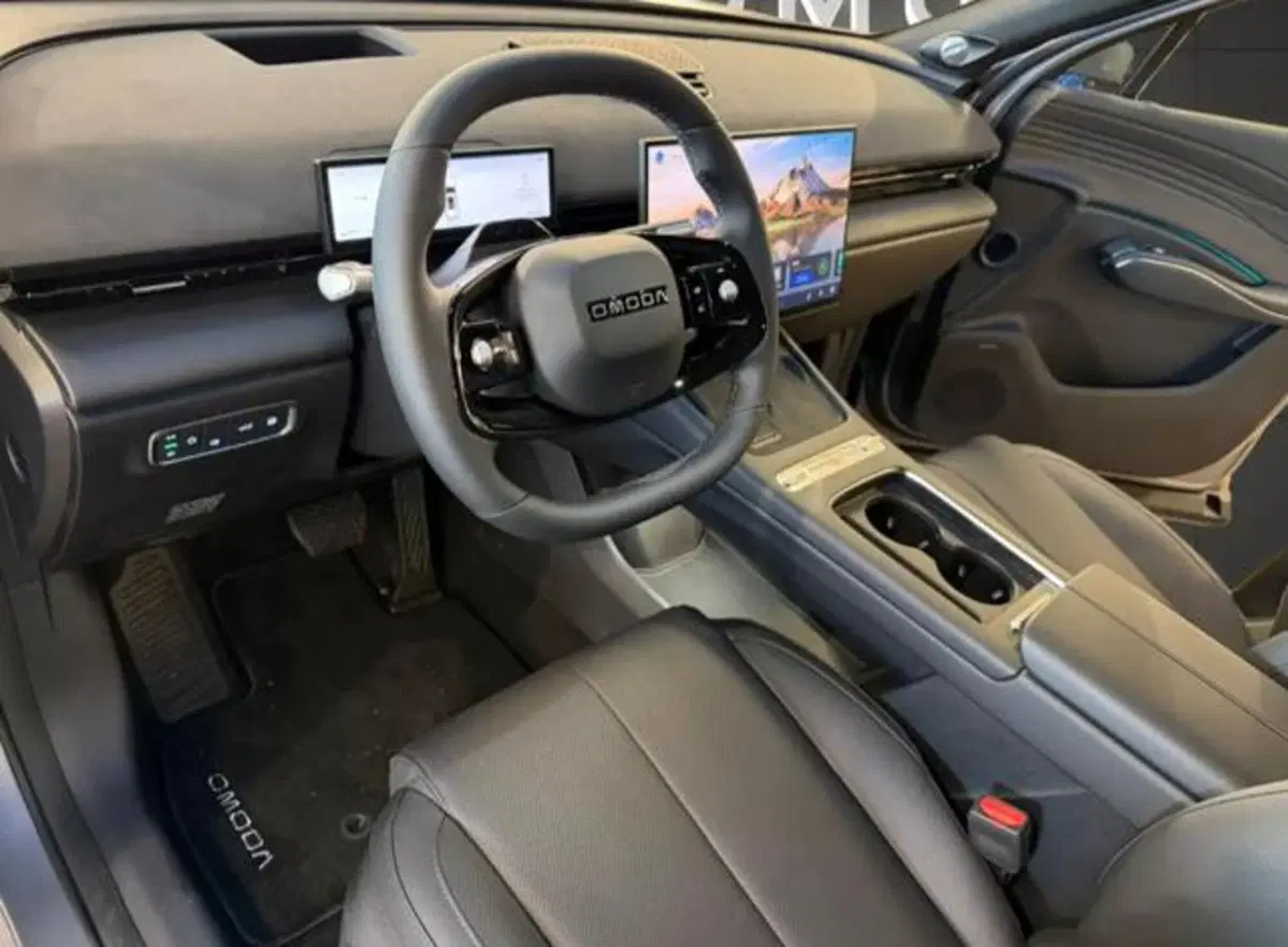 Omoda Omoda 7 SHS-P nuova a Bologna (4)