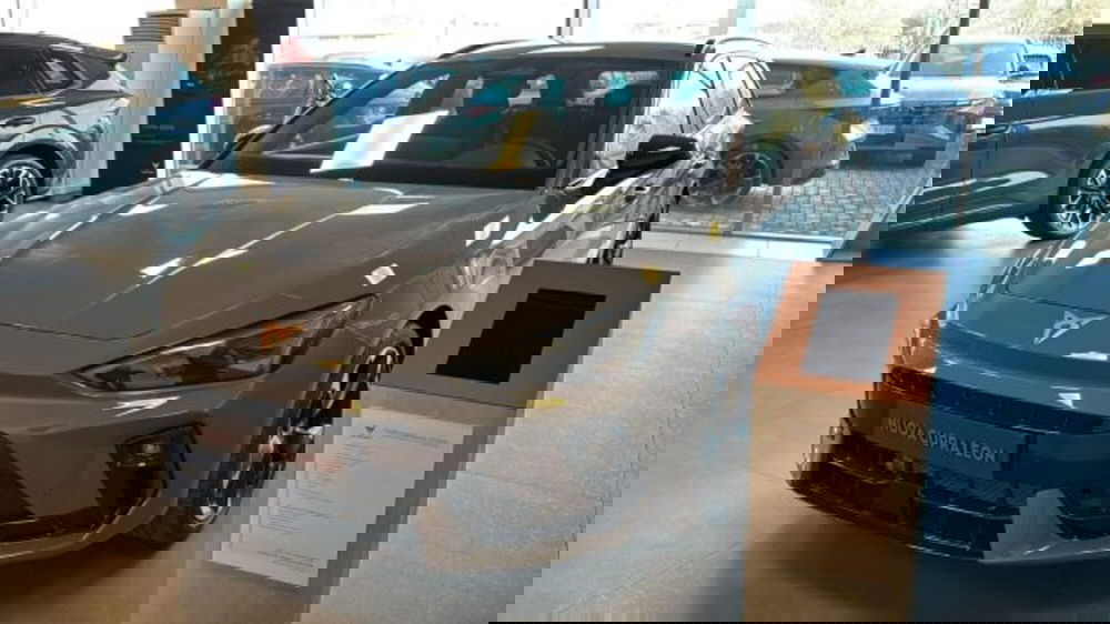 Cupra Leon Station Wagon nuova a Bologna (2)