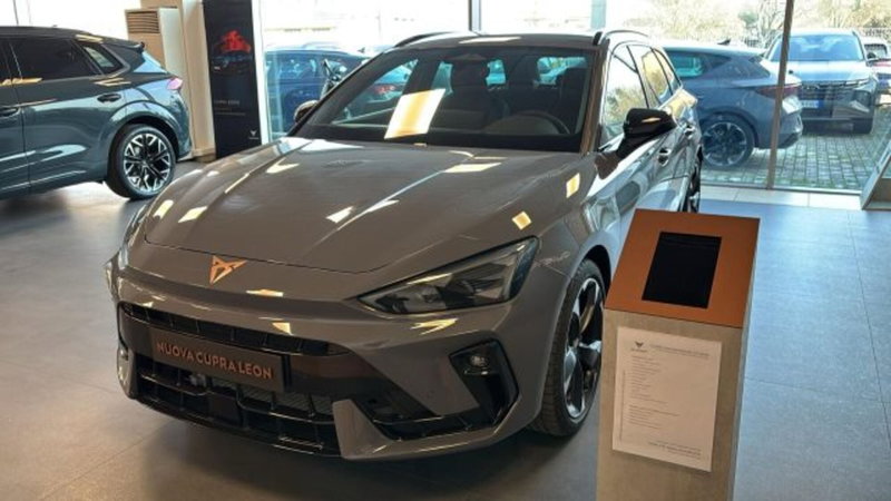 Cupra Leon Station Wagon nuova a Bologna (2)