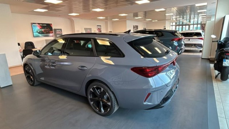 Cupra Leon Station Wagon nuova a Bologna (5)