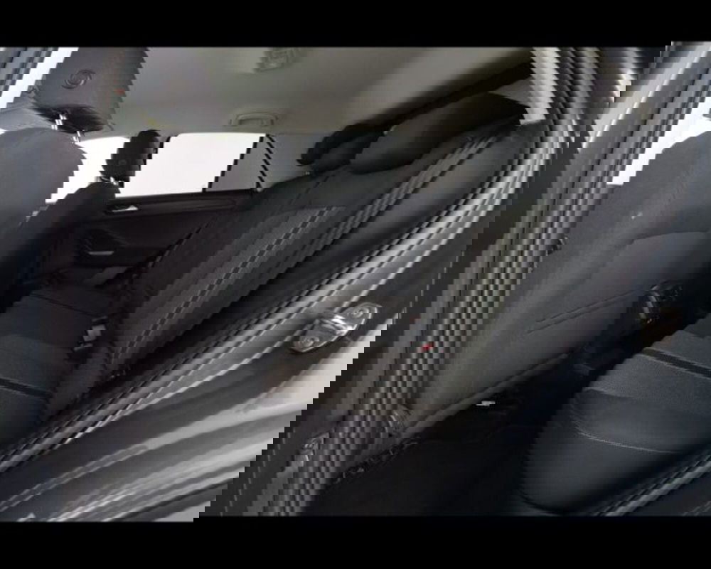 Volkswagen T-Roc usata a Bologna (12)