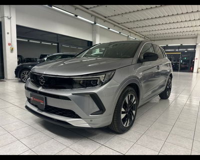 Opel Grandland 1.2 Turbo 12V 130 CV aut. Business Elegance del 2022 usata a Castenaso