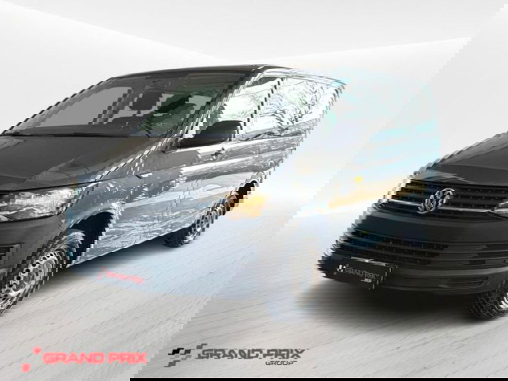 Volkswagen Veicoli Commerciali Caravelle usata a Bologna