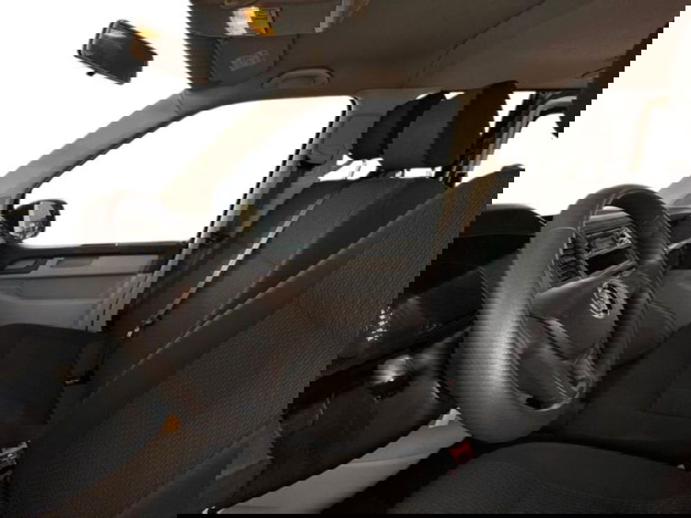 Volkswagen Veicoli Commerciali Caravelle usata a Bologna (12)