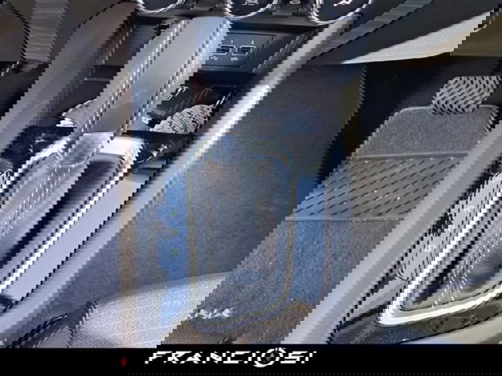 Renault Arkana nuova a Modena (12)