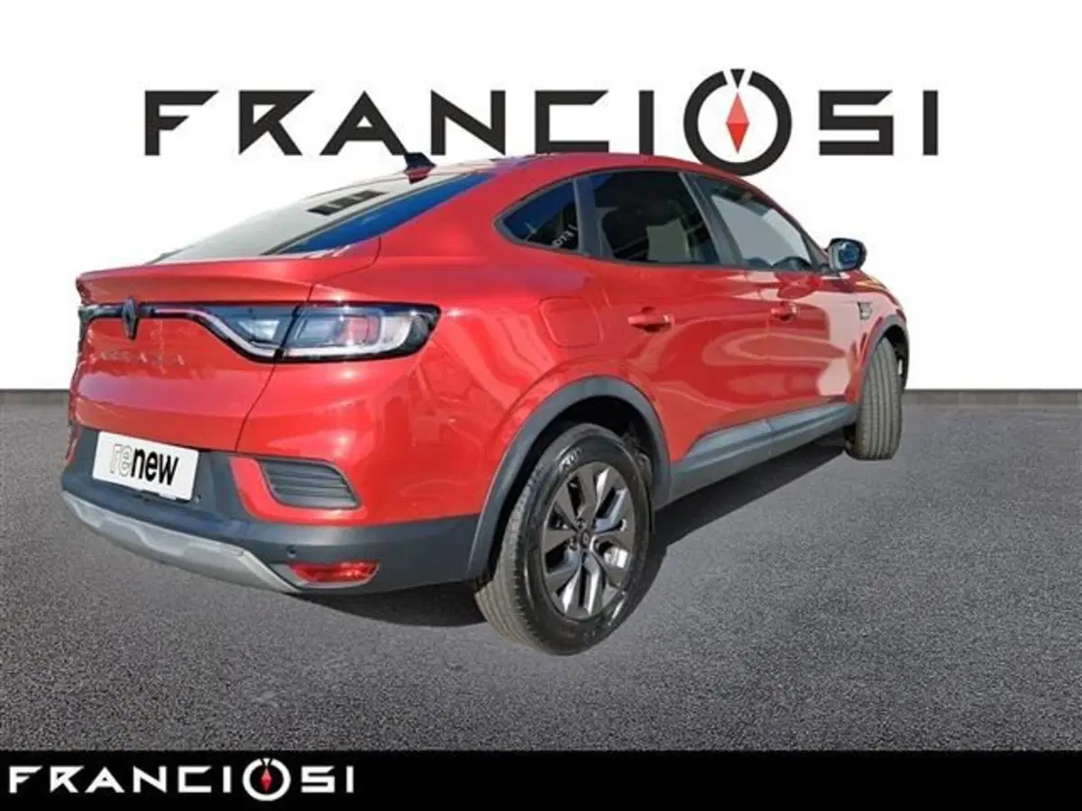 Renault Arkana nuova a Modena (3)