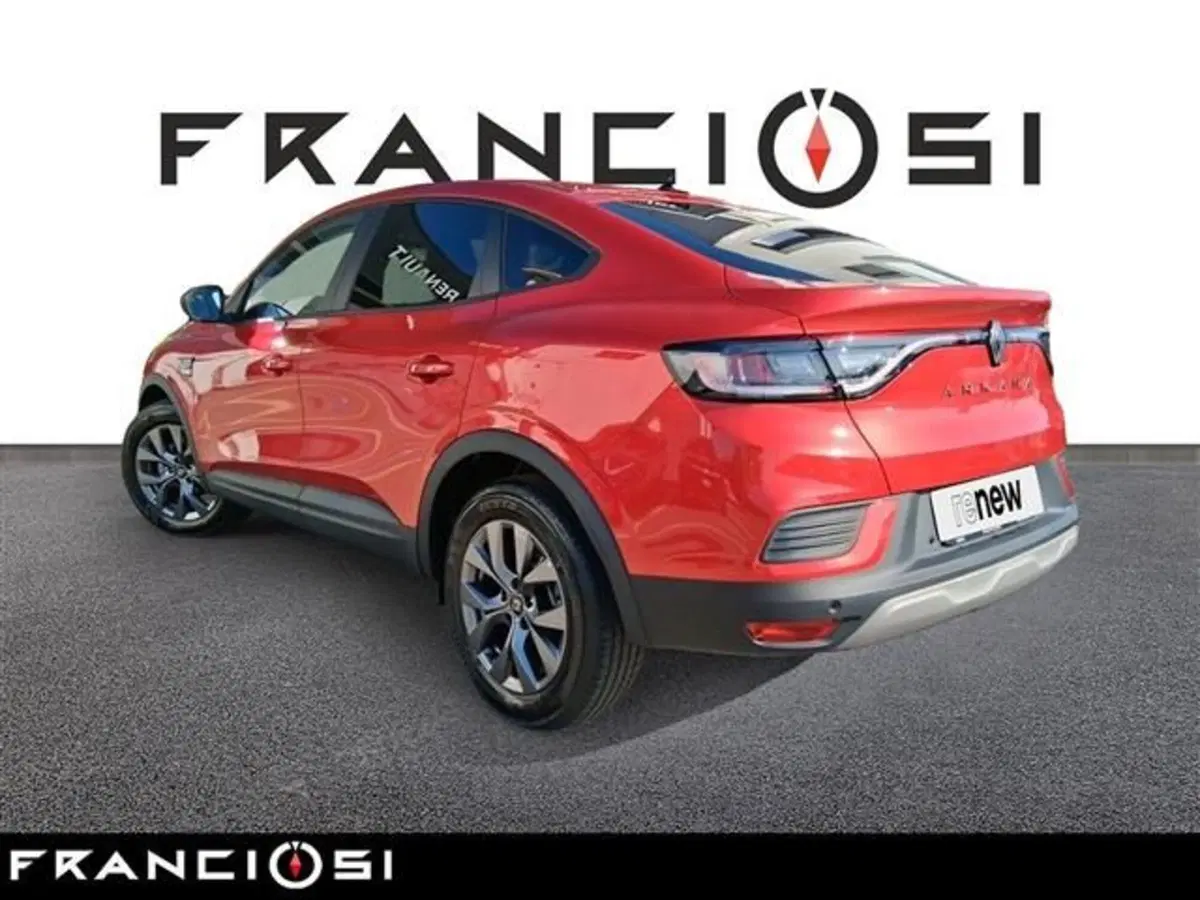Renault Arkana nuova a Modena (4)