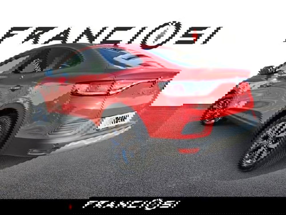 Renault Arkana nuova a Modena (4)