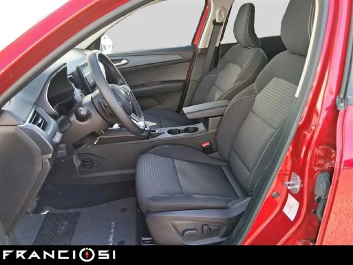 Renault Arkana nuova a Modena (7)