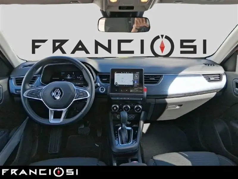 Renault Arkana nuova a Modena (9)