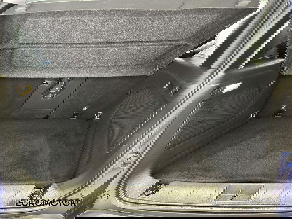 Jeep Renegade usata a Bari (12)