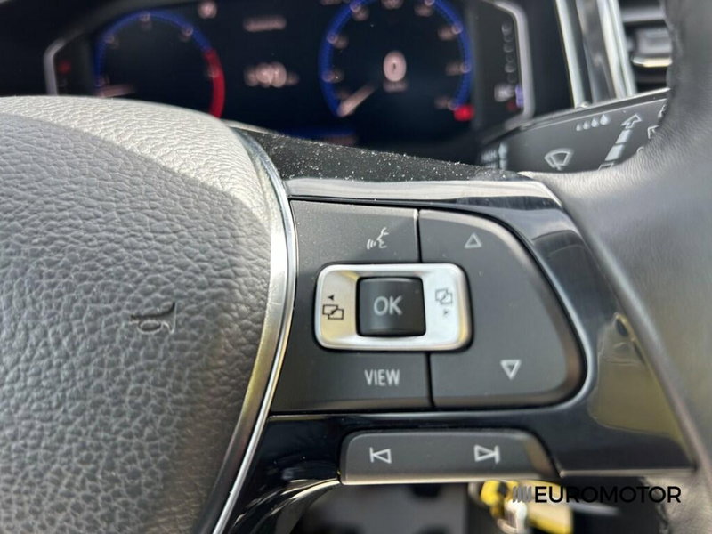 Volkswagen T-Roc usata a Bari (15)