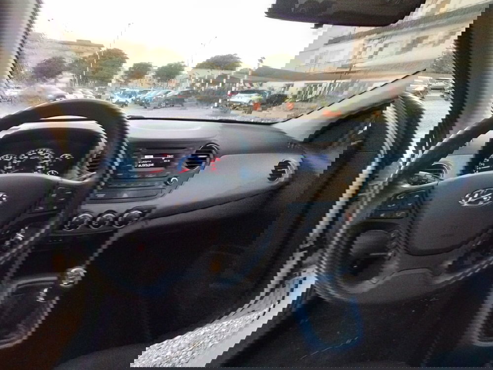 Hyundai i10 usata a Palermo (6)