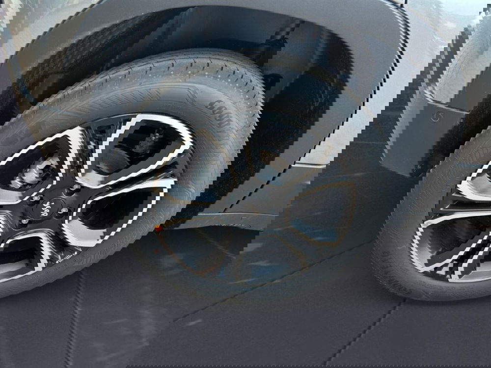 Jeep Avenger nuova a Verona (7)