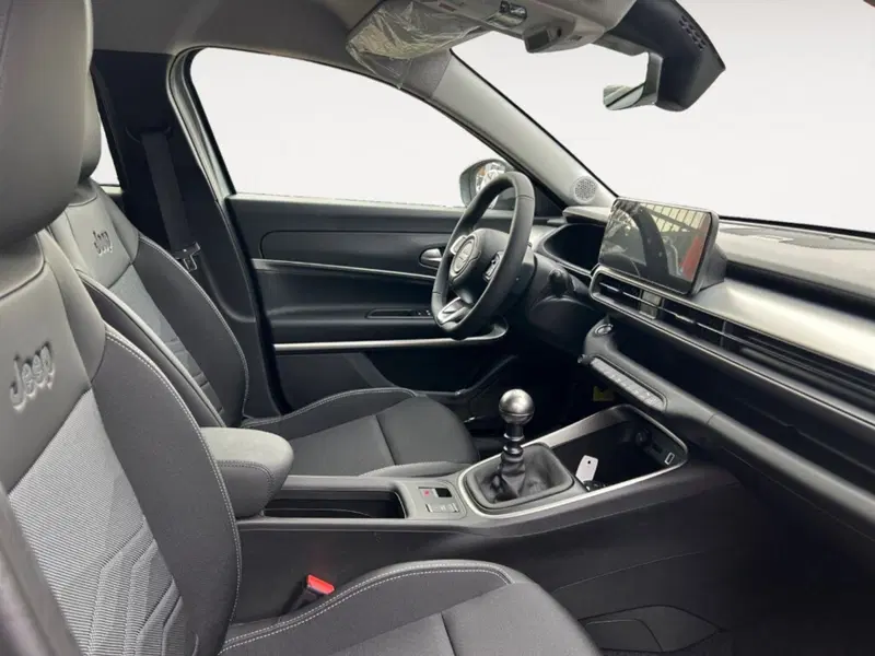Jeep Avenger nuova a Verona (8)
