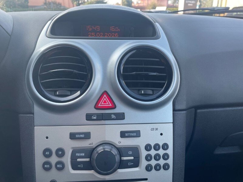 Opel Corsa usata a Lecco (10)