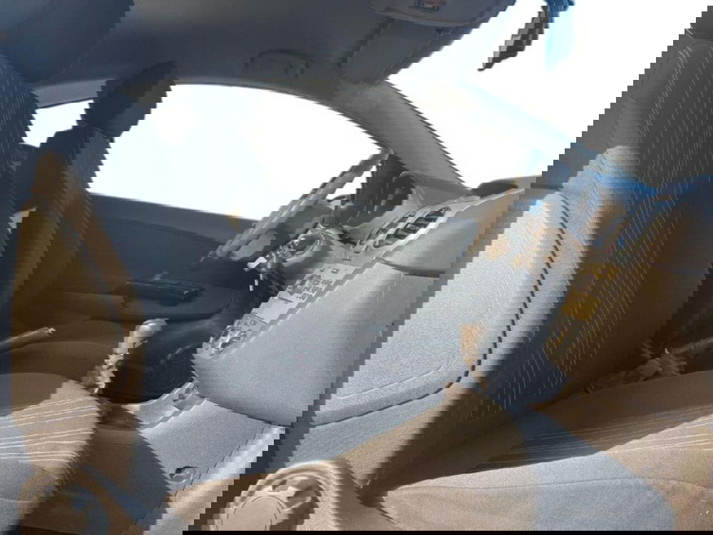 Opel Corsa usata a Lecco (11)