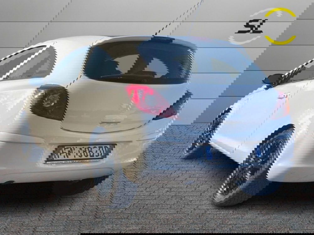 Opel Corsa usata a Lecco (4)