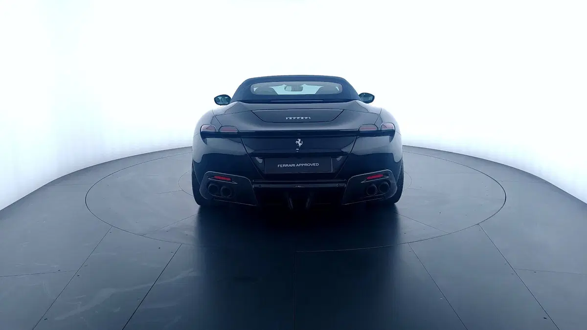Ferrari Roma Spider usata a Perugia (6)