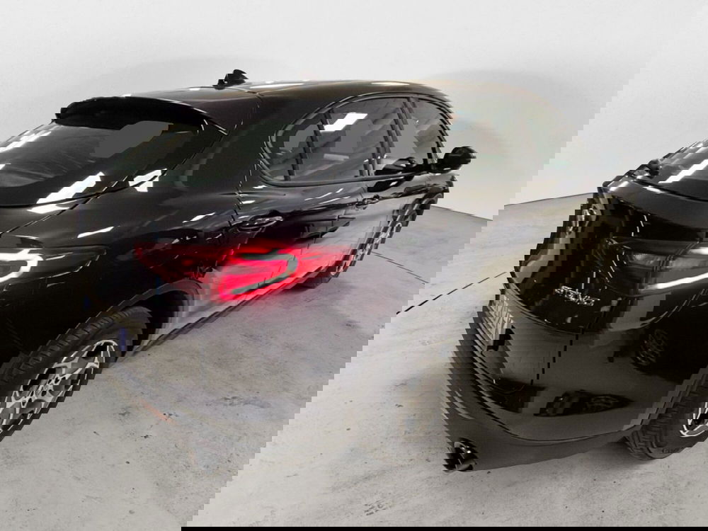 Alfa Romeo Stelvio usata a Lecce (6)