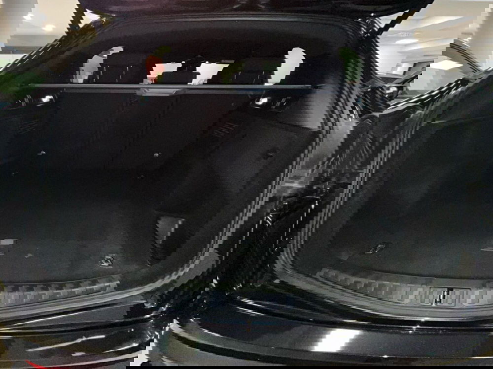 Alfa Romeo Stelvio usata a Lecce (7)