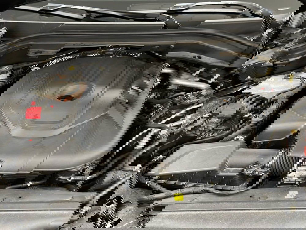 Alfa Romeo Stelvio usata a Lecce (8)